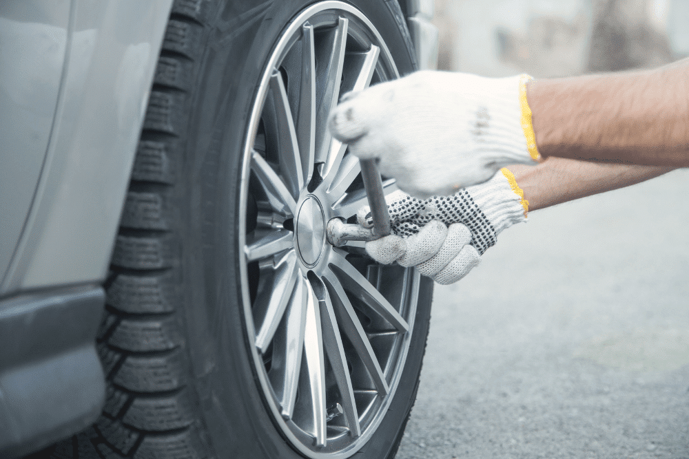 Tire Changing Assistance Service